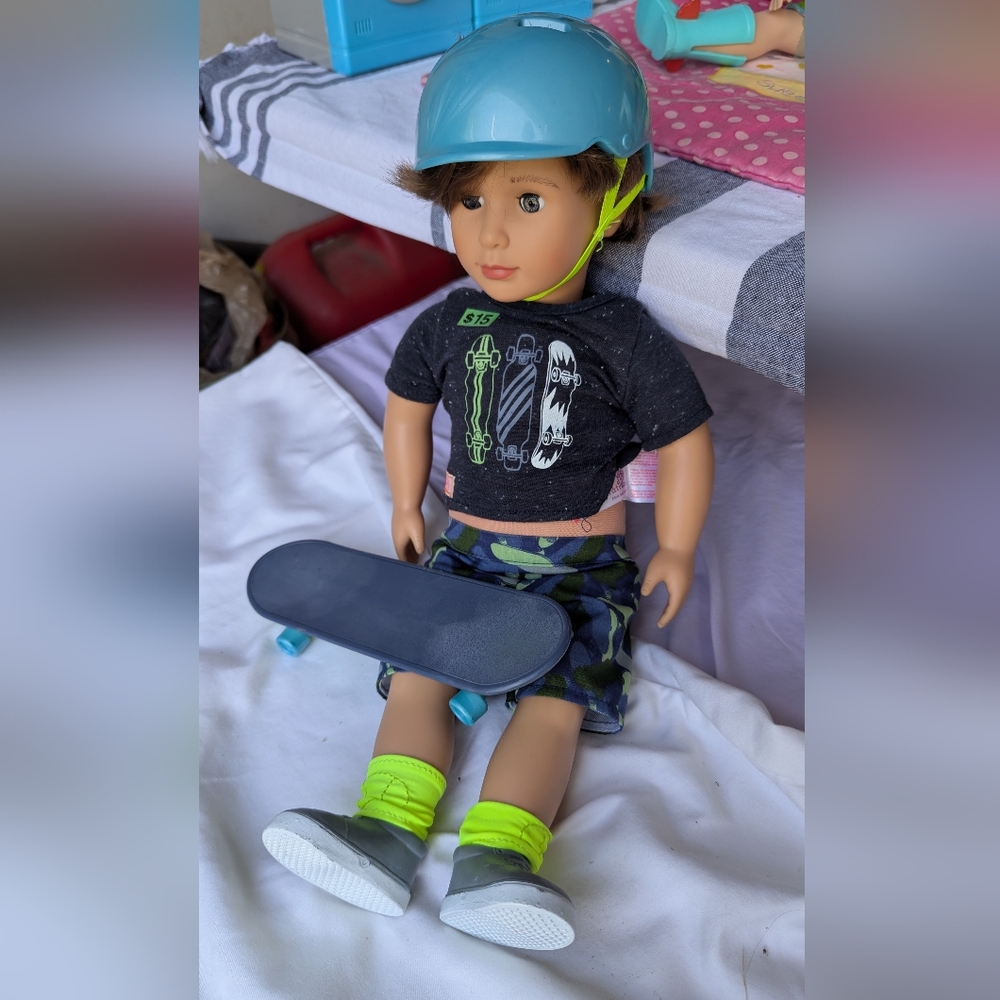 Green and Blue Fashion Dolls with Accessories